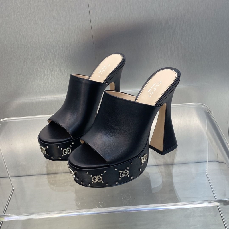 Gucci Heeled Shoes